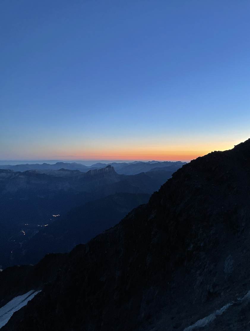 Lever de soleil depuis le Mont-Blanc